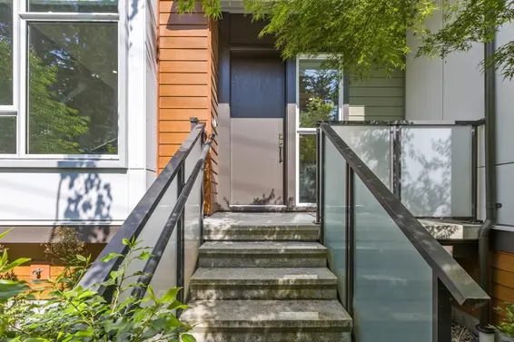 4684 Capilano Road, North Vancouver For Sale - image 25