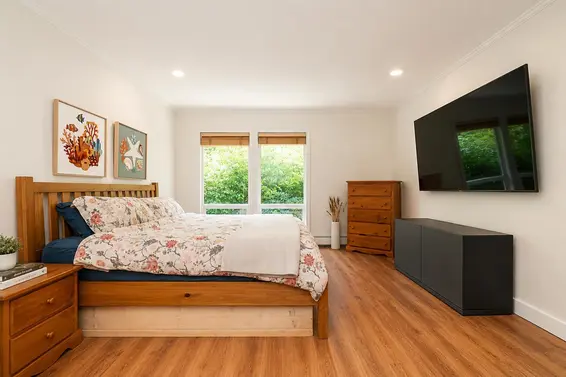 3841 Bayridge Avenue, West Vancouver For Sale - image 12