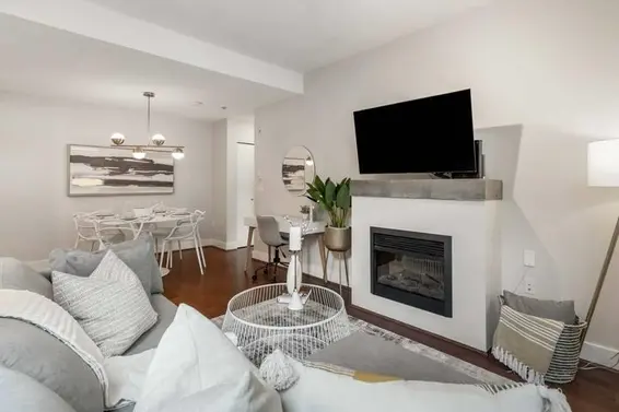 78 728 West 14th Street, North Vancouver For Sale - image 1