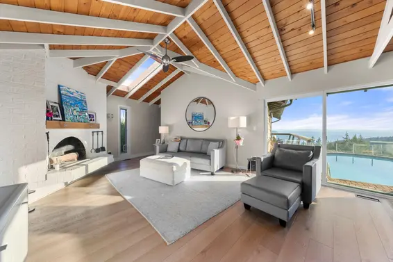 4570 Woodgreen Court, West Vancouver For Sale - image 12