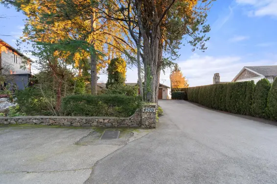 4570 Woodgreen Court, West Vancouver For Sale - image 29