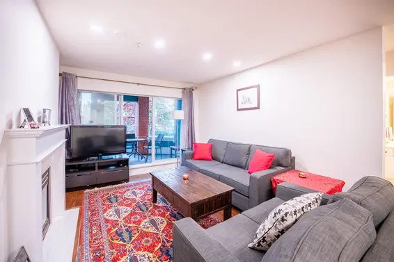 207 128 West 8th Street, North Vancouver For Sale - image 3