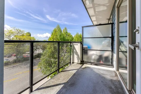 303 1330 Marine Drive, North Vancouver For Sale - image 16