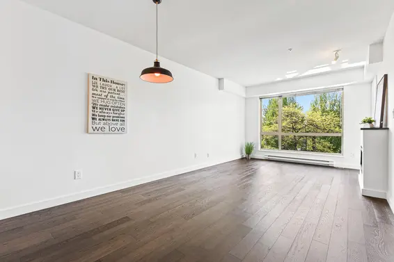 303 1330 Marine Drive, North Vancouver For Sale - image 4