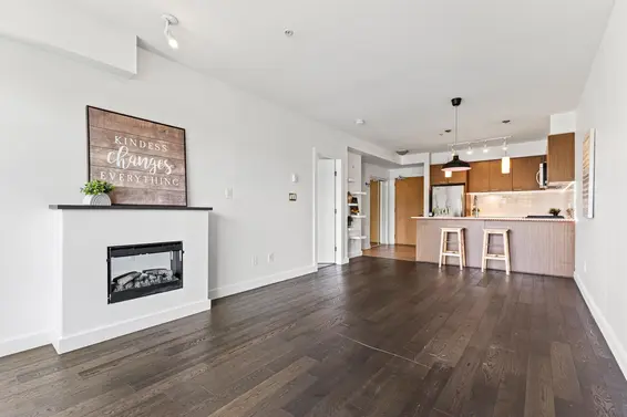 303 1330 Marine Drive, North Vancouver For Sale - image 8