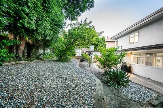 1555 Lawson Avenue, West Vancouver For Sale - image 19