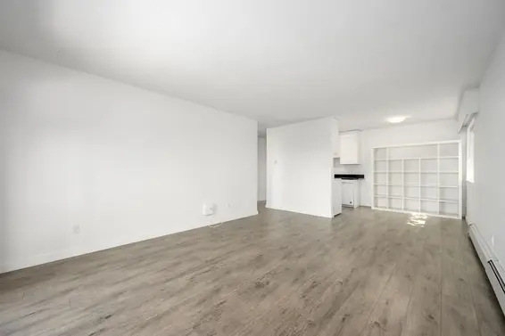 305 310 West 3rd Street, North Vancouver For Sale - image 5