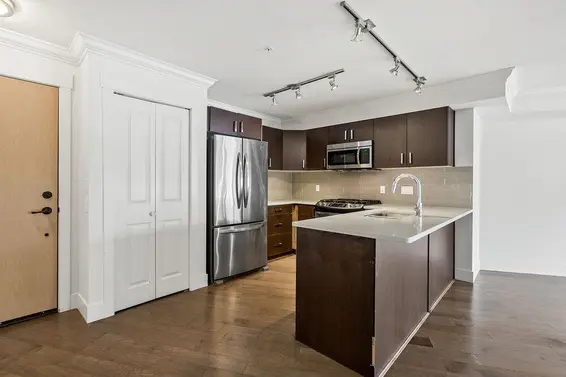 202 857 West 15th Street, North Vancouver For Sale - image 8