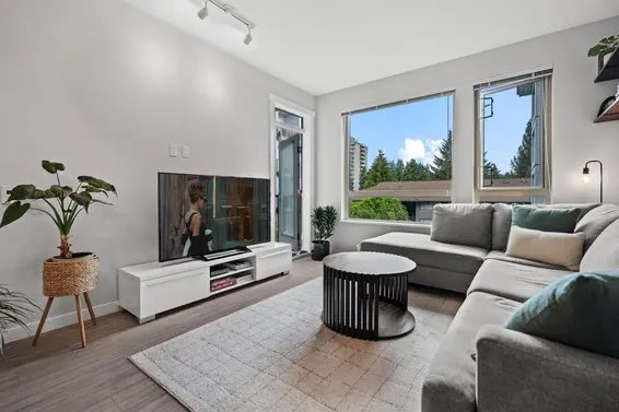 315 2651 Library Lane, North Vancouver