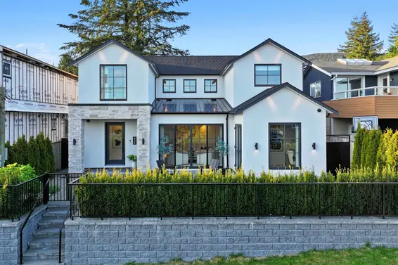 428 West 28th Street, North Vancouver