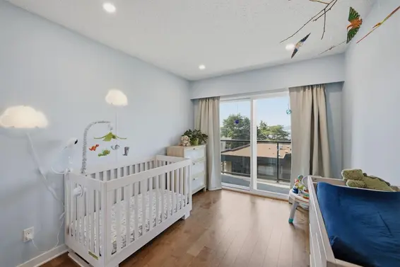 304 325 West 3rd Street, North Vancouver For Sale - image 20