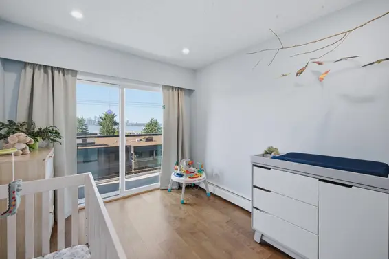 304 325 West 3rd Street, North Vancouver For Sale - image 21