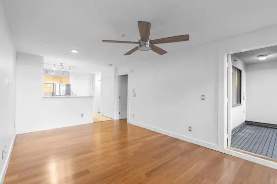 203 305 Lonsdale Avenue, North Vancouver For Sale - image 13