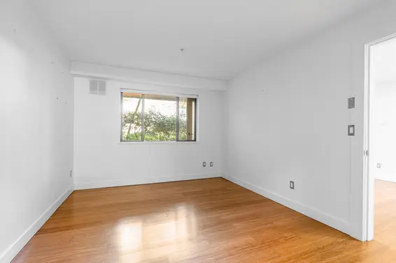 203 305 Lonsdale Avenue, North Vancouver For Sale - image 19