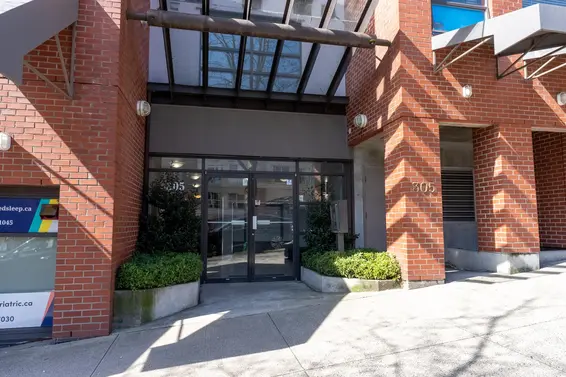 203 305 Lonsdale Avenue, North Vancouver For Sale - image 4