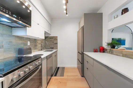 208 2119 Bellevue Avenue, West Vancouver For Sale - image 5