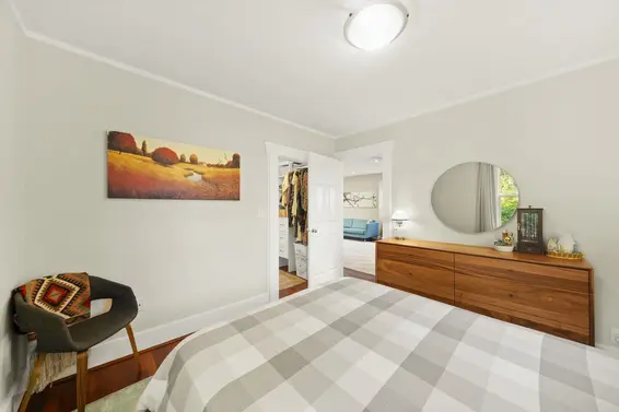 2340 Chesterfield Avenue, North Vancouver For Sale - image 12