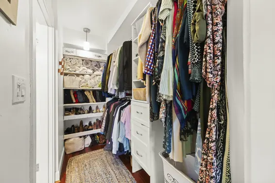 2340 Chesterfield Avenue, North Vancouver For Sale - image 13