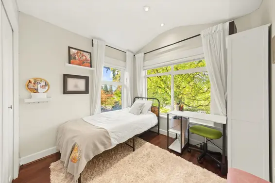 2340 Chesterfield Avenue, North Vancouver For Sale - image 16