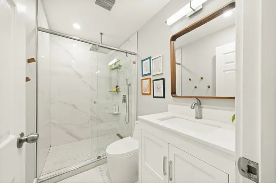 2340 Chesterfield Avenue, North Vancouver For Sale - image 17