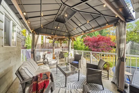 2340 Chesterfield Avenue, North Vancouver For Sale - image 25