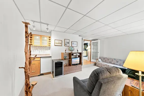 2161 Floralynn Crescent, North Vancouver For Sale - image 14