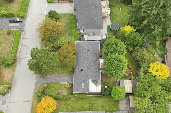 2161 Floralynn Crescent, North Vancouver For Sale - image 33
