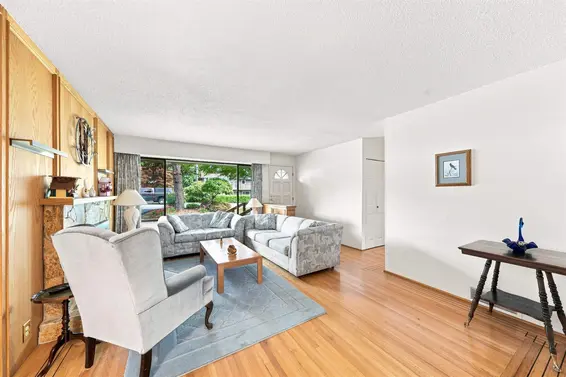2161 Floralynn Crescent, North Vancouver For Sale - image 5
