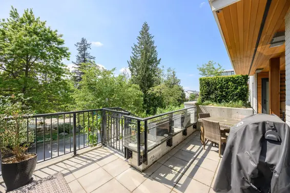 108 733 East 3rd Street, North Vancouver For Sale - image 9