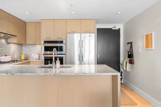 311 150 West 15 Street, North Vancouver For Sale - image 7