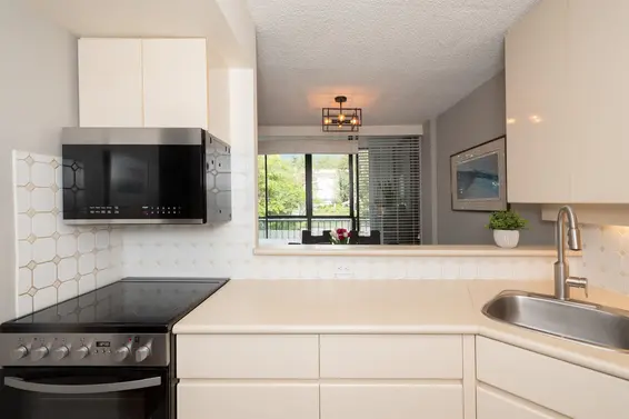 204 650 16th Street, West Vancouver For Sale - image 13