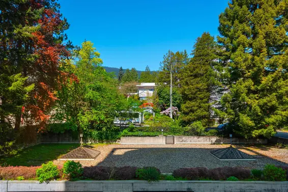 204 650 16th Street, West Vancouver For Sale - image 16