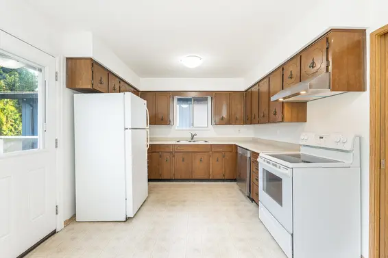 3868 Mt Seymour Parkway, North Vancouver For Sale - image 3