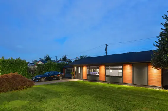 1249 Alderwood Place, North Vancouver