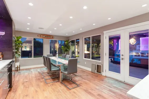 1249 Alderwood Place, North Vancouver For Sale - image 11