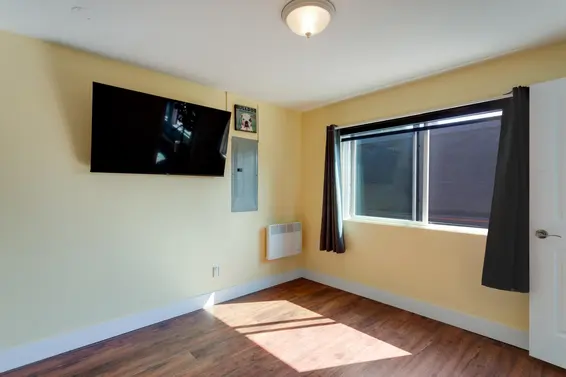 1249 Alderwood Place, North Vancouver For Sale - image 17