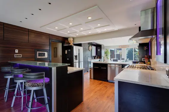 1249 Alderwood Place, North Vancouver For Sale - image 7