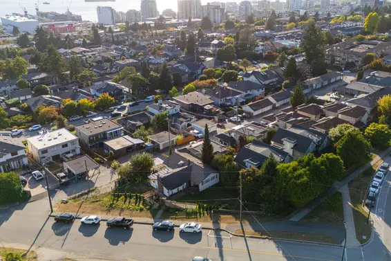 645 St. Davids Avenue, North Vancouver For Sale - image 6