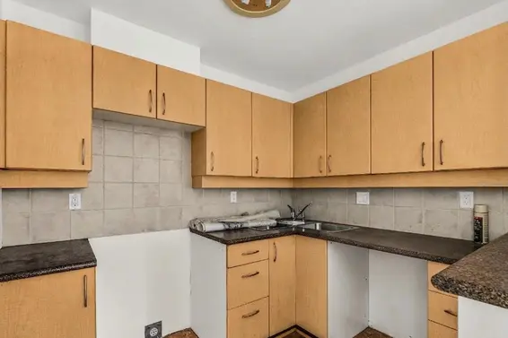 206 3151 Connaught Crescent, North Vancouver For Sale - image 8