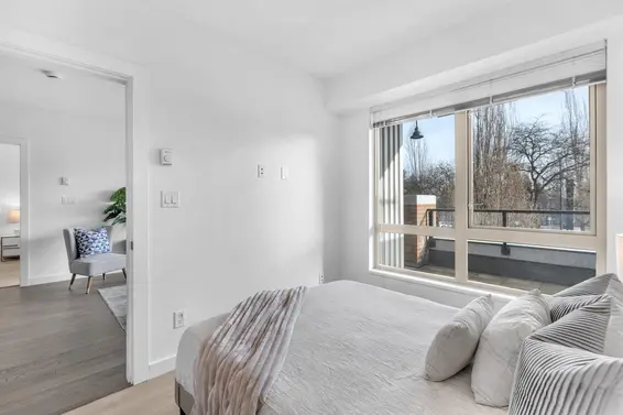 202 1330 Marine Drive, North Vancouver For Sale - image 16