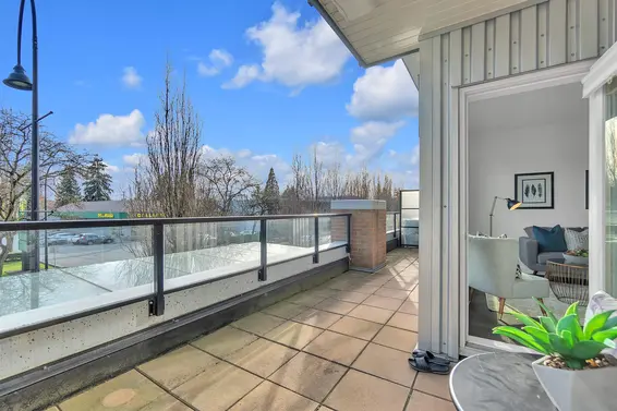 202 1330 Marine Drive, North Vancouver For Sale - image 28