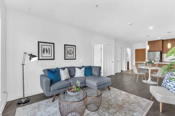 202 1330 Marine Drive, North Vancouver For Sale - image 3