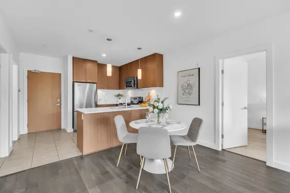 202 1330 Marine Drive, North Vancouver For Sale - image 8