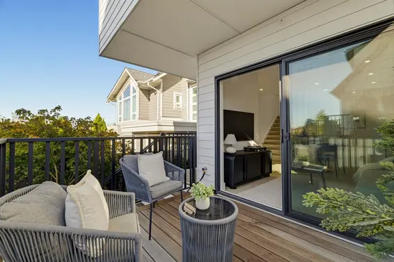 2 328 West 14th Street, North Vancouver For Sale - image 13