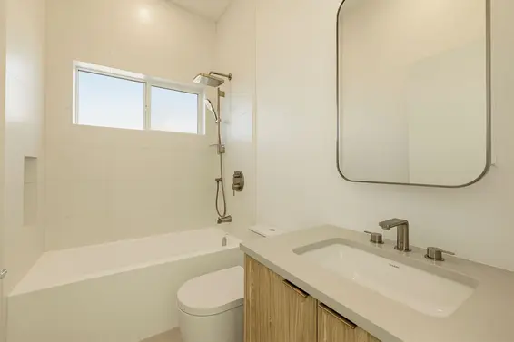 2 328 West 14th Street, North Vancouver For Sale - image 25