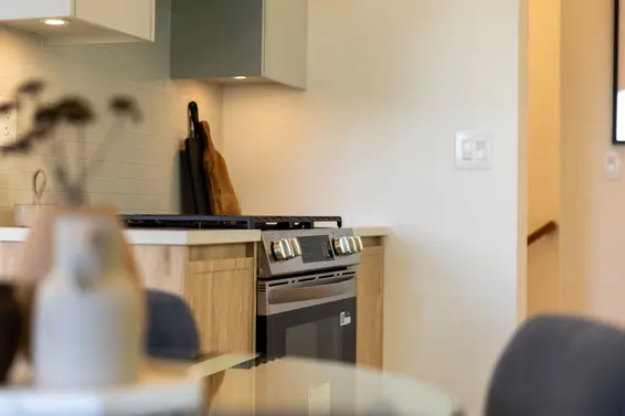 2 328 West 14th Street, North Vancouver For Sale - image 27