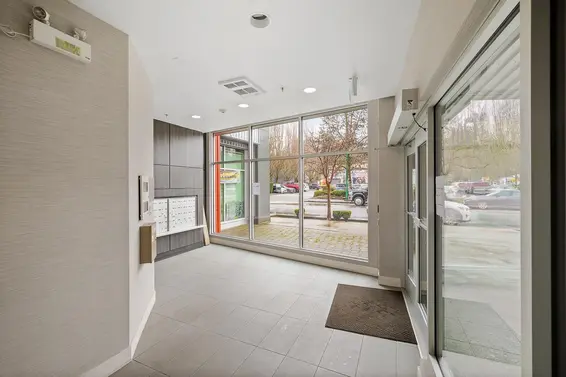 402 1201 West 16th Street, North Vancouver For Sale - image 5