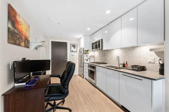 3 2651 Library Lane, North Vancouver For Sale - image 7