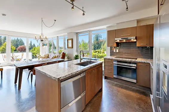 201 650 Evergreen Place, North Vancouver For Sale - image 7