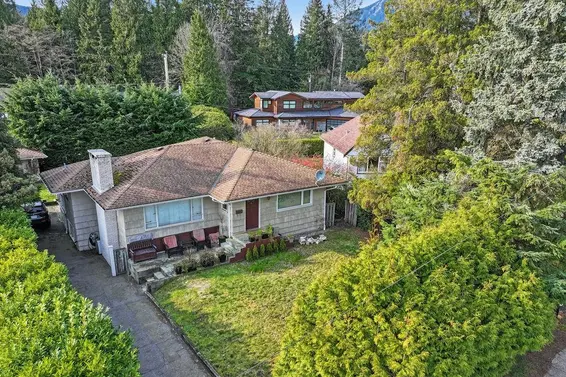 3955 Highland Boulevard, North Vancouver For Sale - image 25